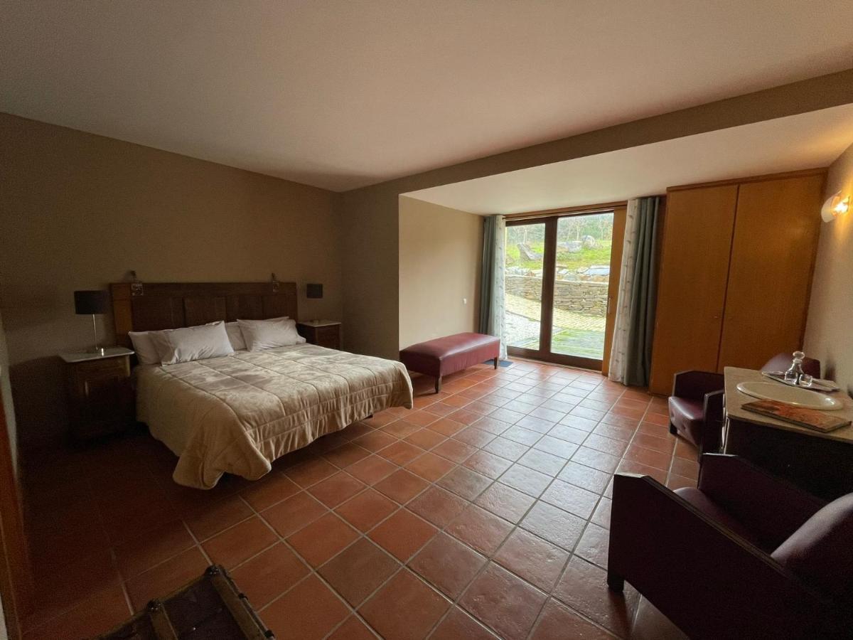 Quinta Do Salgueiro B&B - Turismo Rural Фрейшу-ди-Эшпада-а-Синта Экстерьер фото