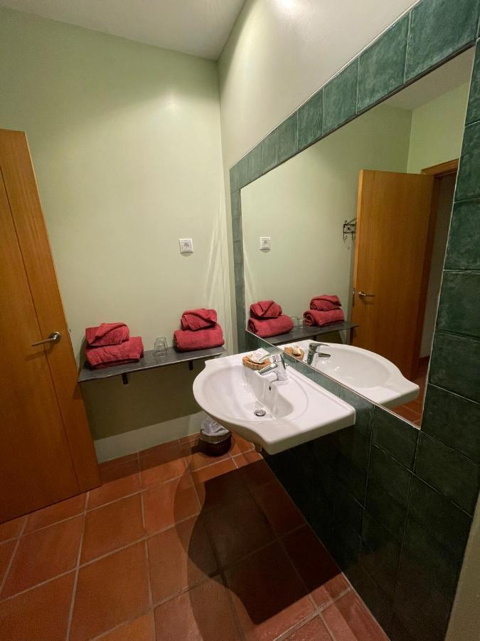 Quinta Do Salgueiro B&B - Turismo Rural Фрейшу-ди-Эшпада-а-Синта Экстерьер фото